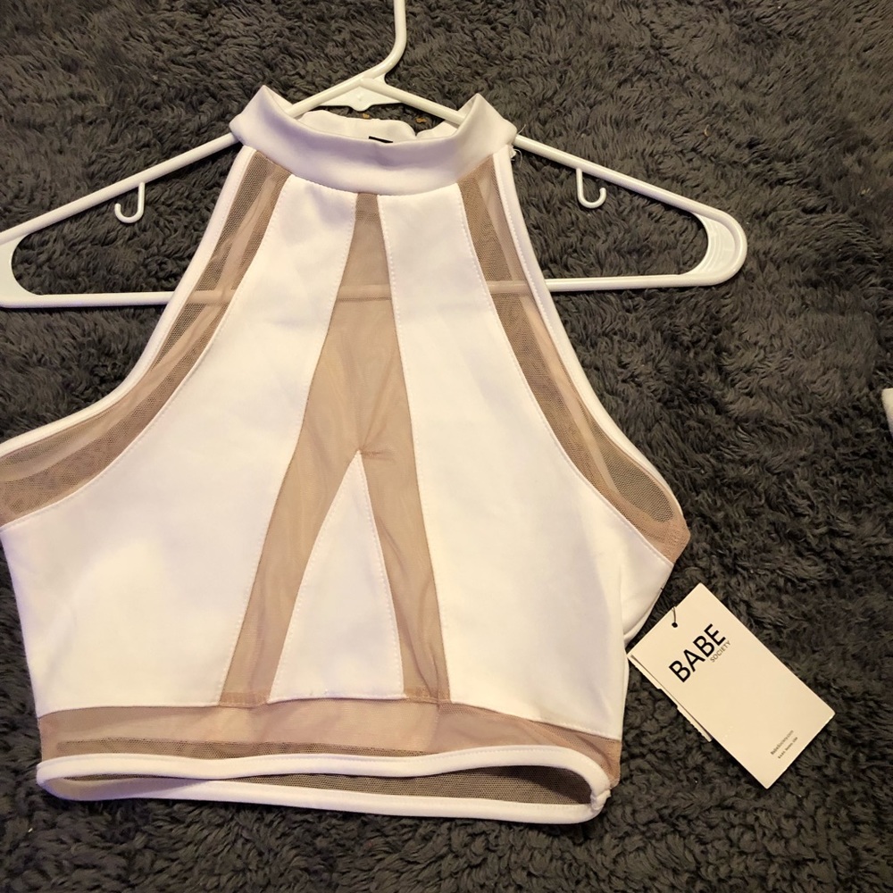Crop top